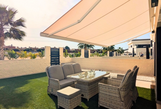 Resale - Apartment / flat - Lo Crispin