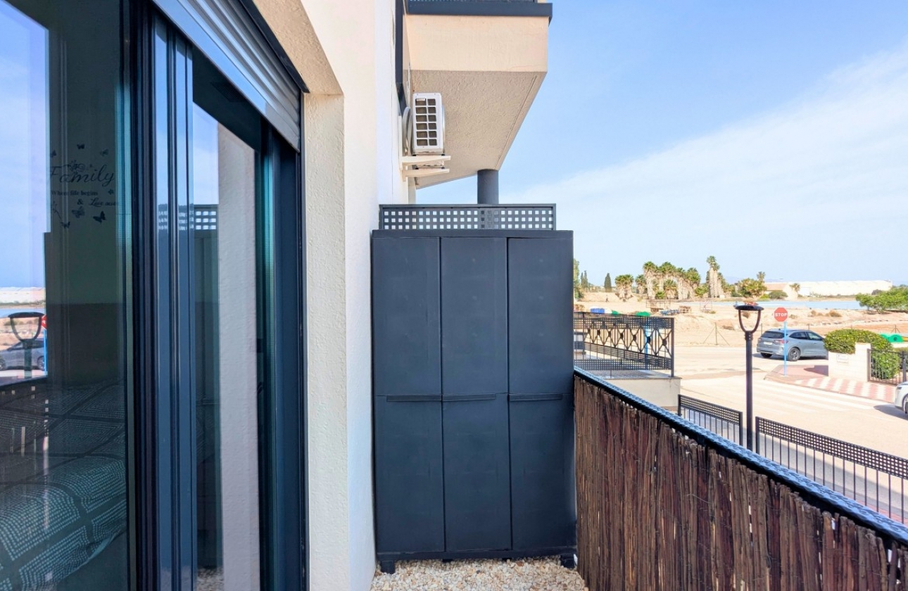 Resale - Apartment / flat - Lo Crispin