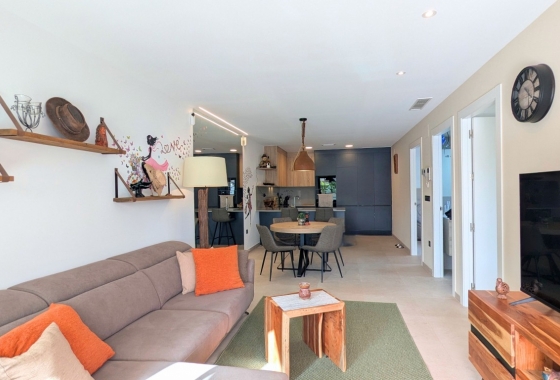 Resale - Apartment / flat - Lo Crispin