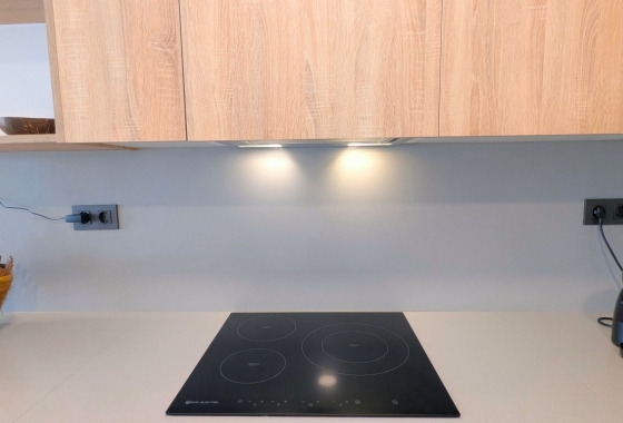 Resale - Apartment / flat - Lo Crispin