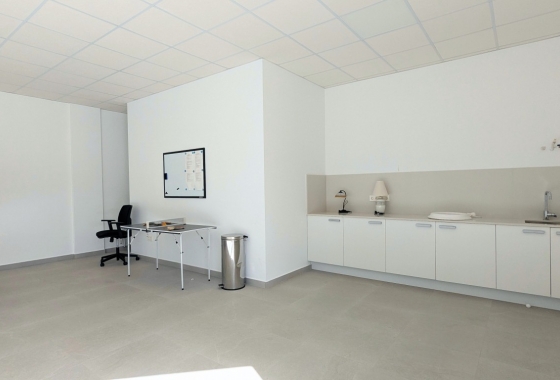 Resale - Apartment / flat - Lo Crispin