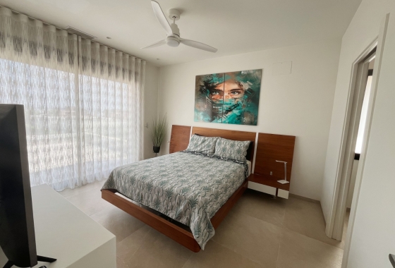 Resale - Villa - Los Montesinos - La Herrada