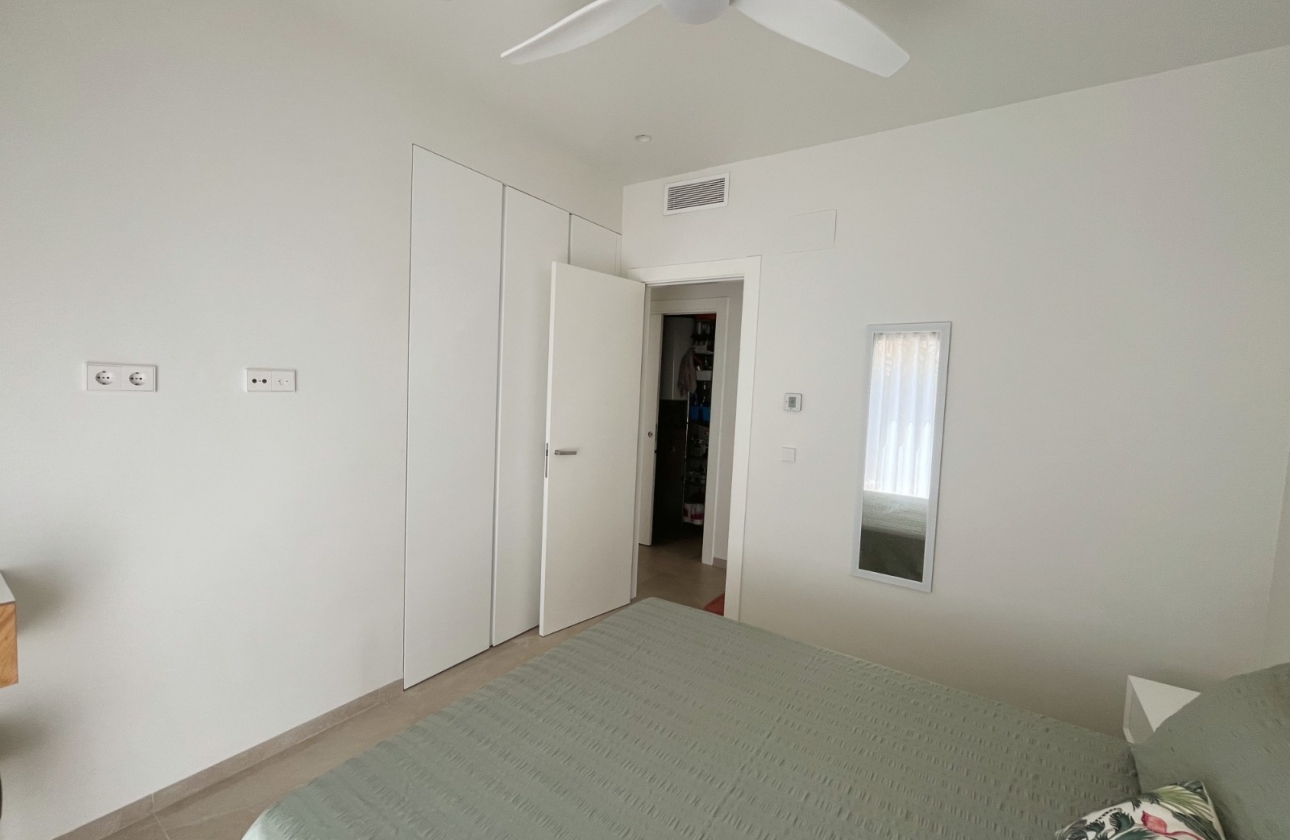 Resale - Villa - Los Montesinos - La Herrada