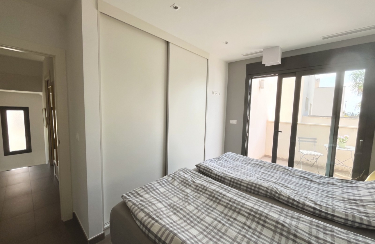 Resale - Villa - Ciudad Quesada - Pueblo Bravo