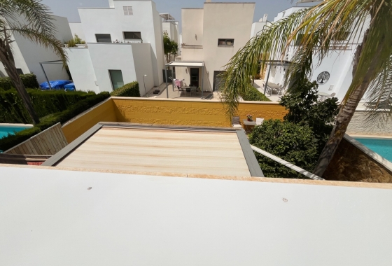 Resale - Villa - Ciudad Quesada - Pueblo Bravo