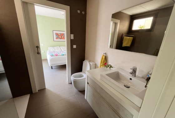 Resale - Villa - Ciudad Quesada - Pueblo Bravo