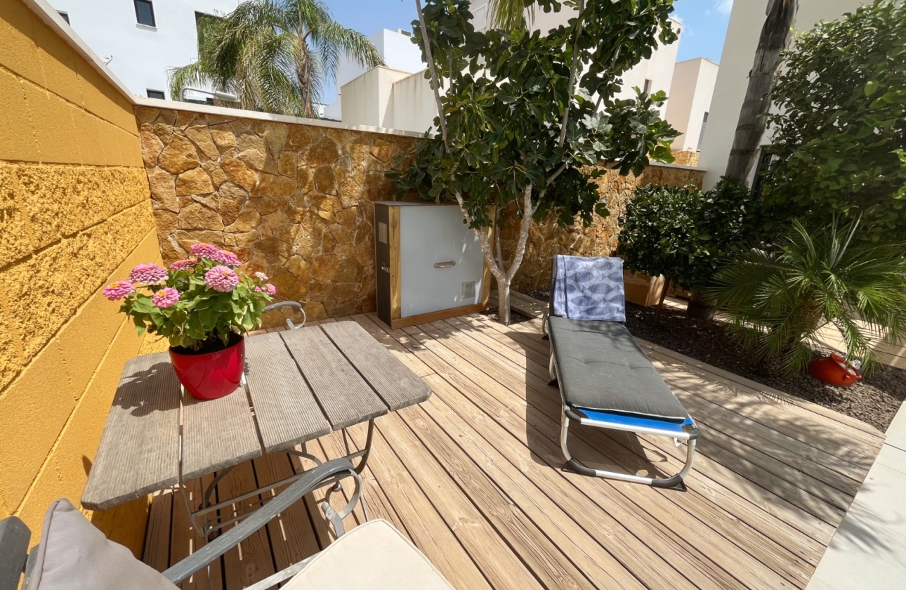 Resale - Villa - Ciudad Quesada - Pueblo Bravo