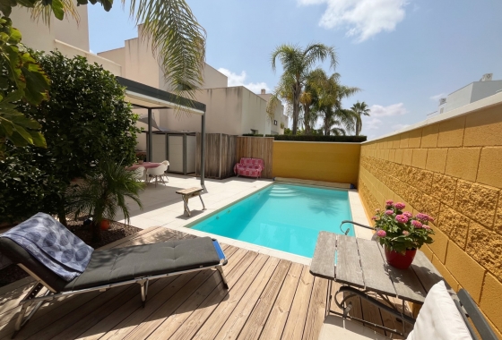 Resale - Villa - Ciudad Quesada - Pueblo Bravo