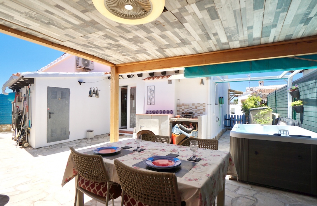 Resale - Villa - Moraira - La Sabatera