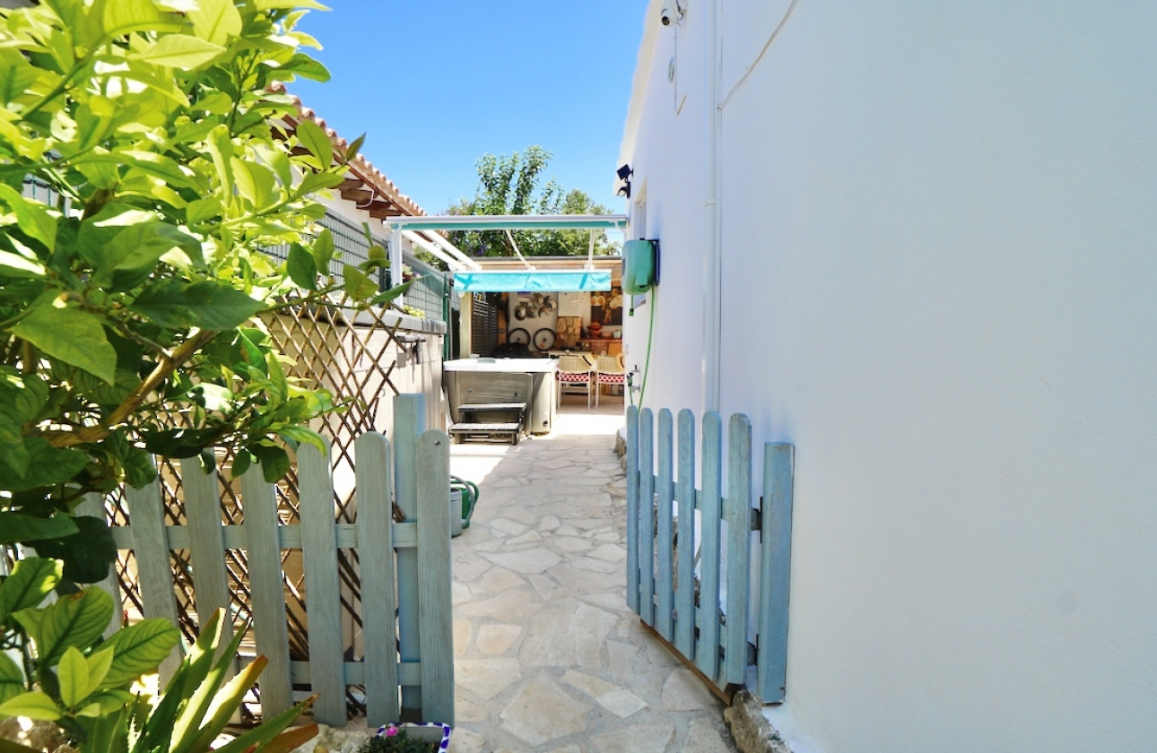 Resale - Villa - Moraira - La Sabatera
