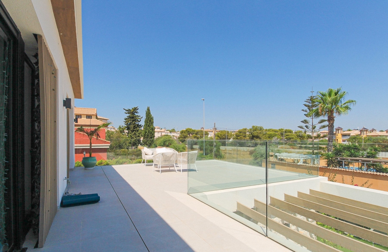 Resale - Villa - Orihuela Costa - Lomas De Cabo Roig