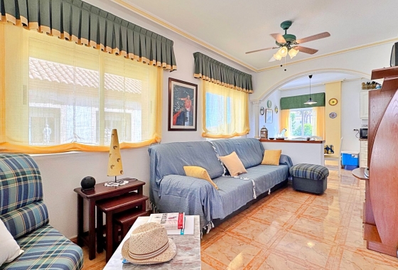 Wiederverkauf - Wohnung - Orihuela Costa - La Zenia