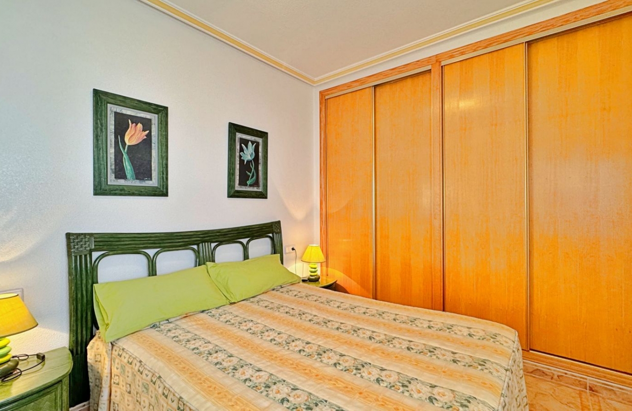 Wiederverkauf - Wohnung - Orihuela Costa - La Zenia