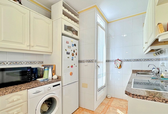 Wiederverkauf - Wohnung - Orihuela Costa - La Zenia