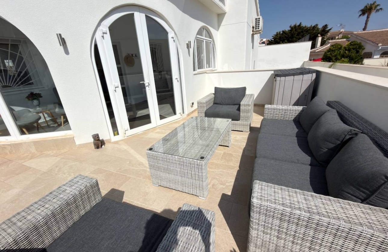 Resale - Villa - Ciudad Quesada - Central Quesada
