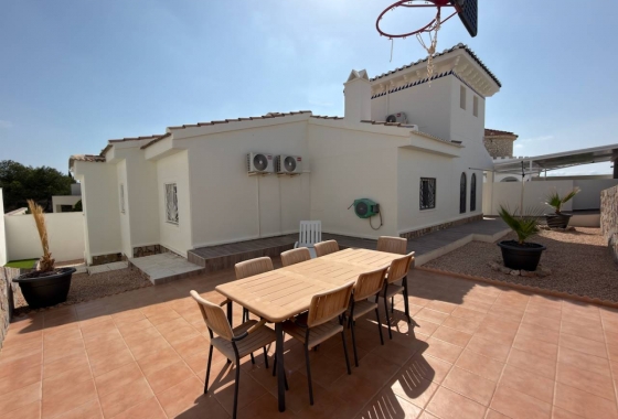 Resale - Villa - Ciudad Quesada - Central Quesada