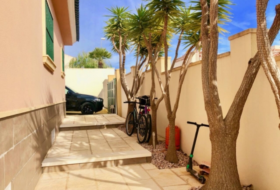 Resale - Villa - Ciudad Quesada - La Fiesta