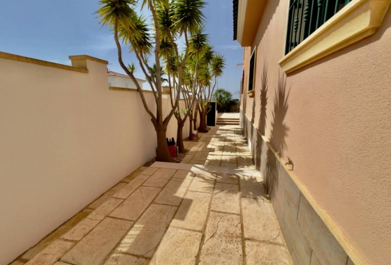 Resale - Villa - Ciudad Quesada - La Fiesta