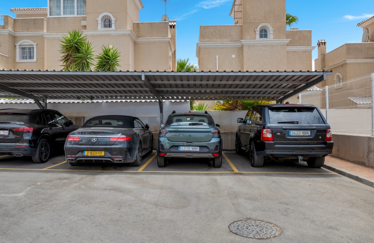 Resale - Apartment / flat - Orihuela Costa - Costa Blanca South