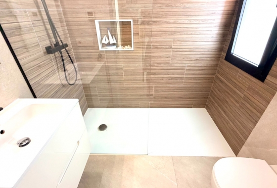 Resale - Villa - Los Montesinos - Los Montesinos - Urb. La Herrada