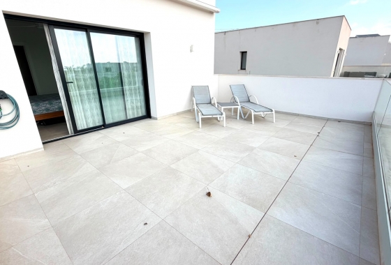 Resale - Villa - Los Montesinos - Los Montesinos - Urb. La Herrada