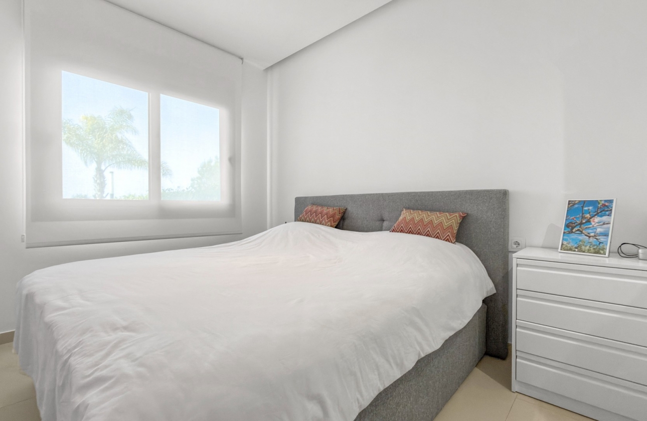 Resale - Apartment / flat - Pilar de la Horadada - Lo Romero Golf