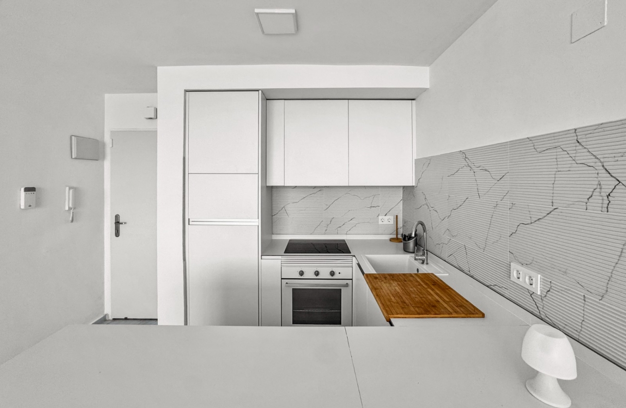 Resale - Apartment / flat - Orihuela Costa - Punta Prima