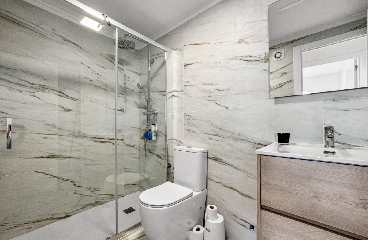 Resale - Apartment / flat - Orihuela Costa - Punta Prima