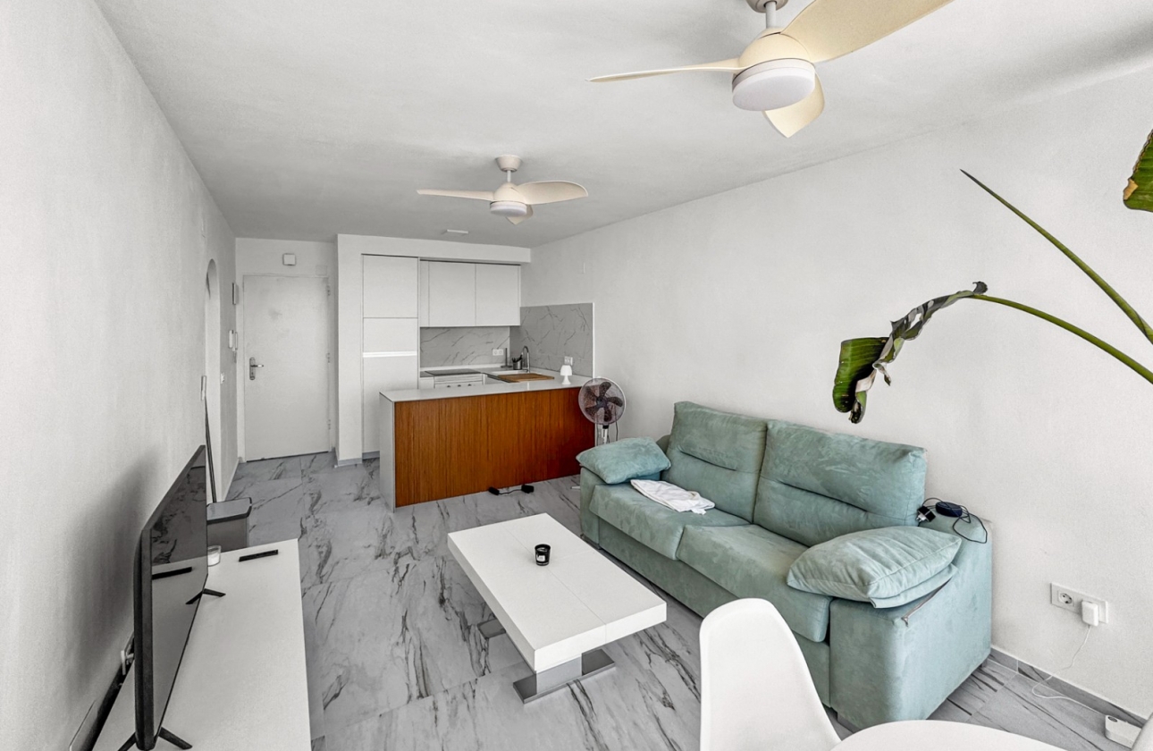 Resale - Apartment / flat - Orihuela Costa - Punta Prima