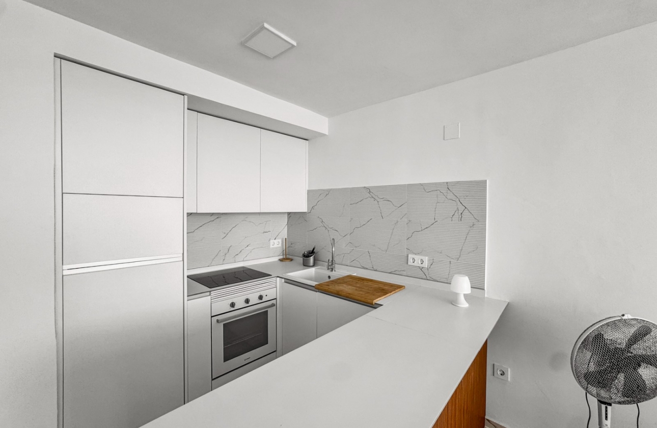 Resale - Apartment / flat - Orihuela Costa - Punta Prima