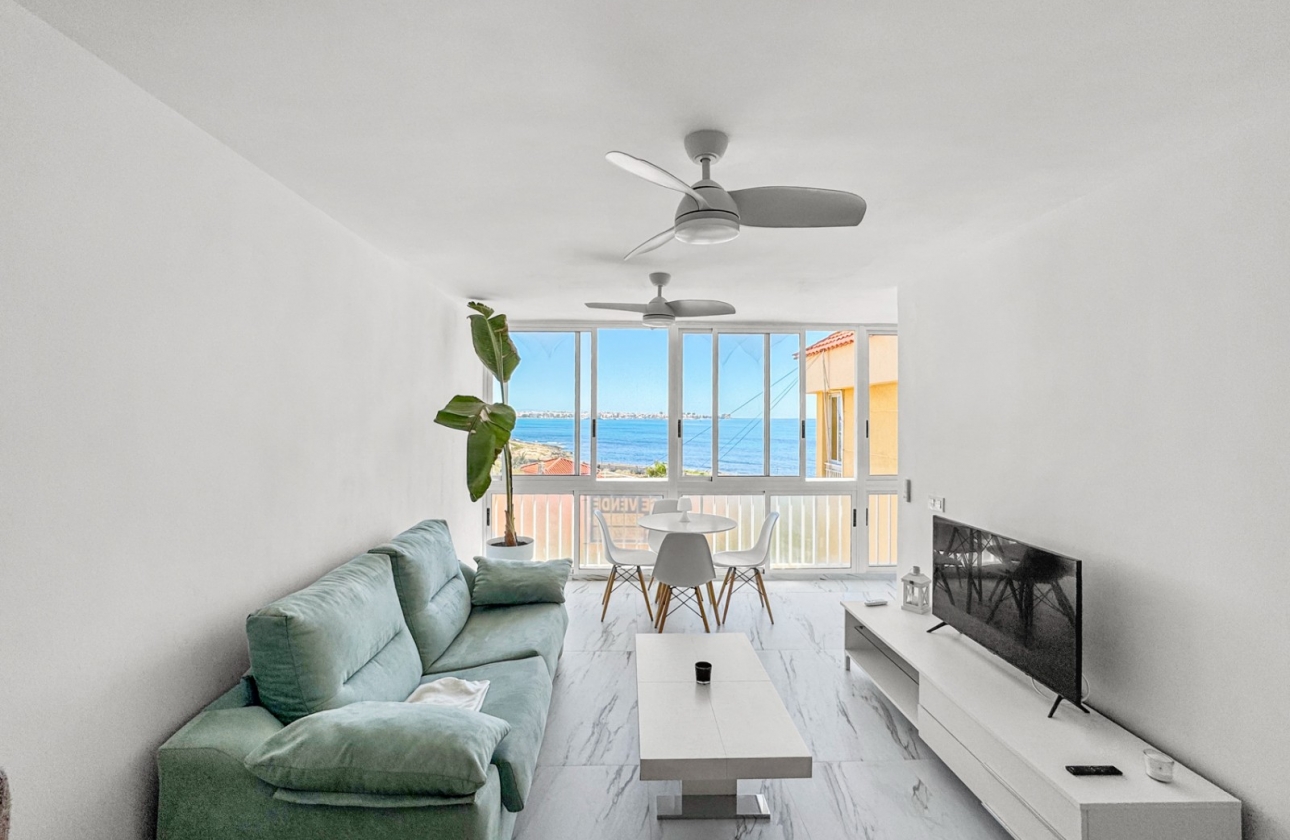 Resale - Apartment / flat - Orihuela Costa - Punta Prima