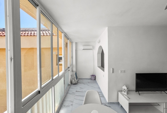 Resale - Apartment / flat - Orihuela Costa - Punta Prima