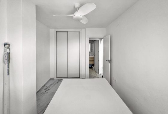 Resale - Apartment / flat - Orihuela Costa - Punta Prima