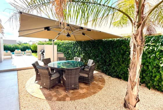 Wiederverkauf - Villa - Los Montesinos - La Herrada