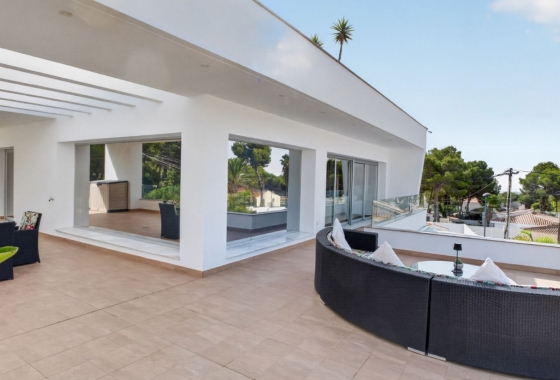 Resale - Villa - Pinar de Campoverde