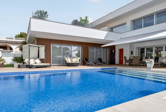 Resale - Villa - Pinar de Campoverde