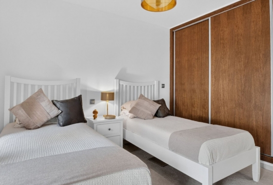 Resale - Villa - Pinar de Campoverde
