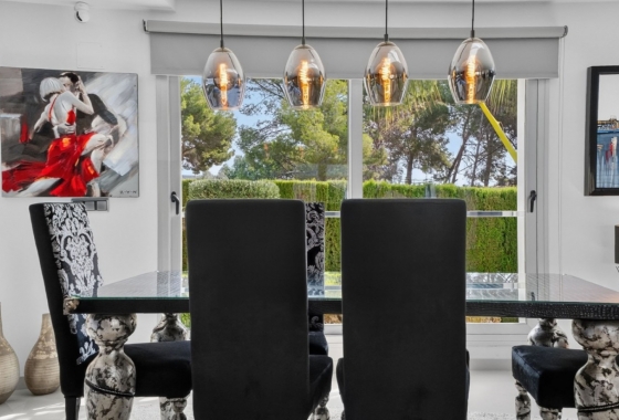 Resale - Villa - Pinar de Campoverde