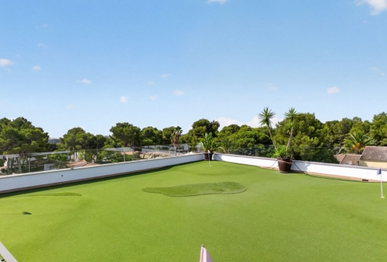 Resale - Villa - Pinar de Campoverde