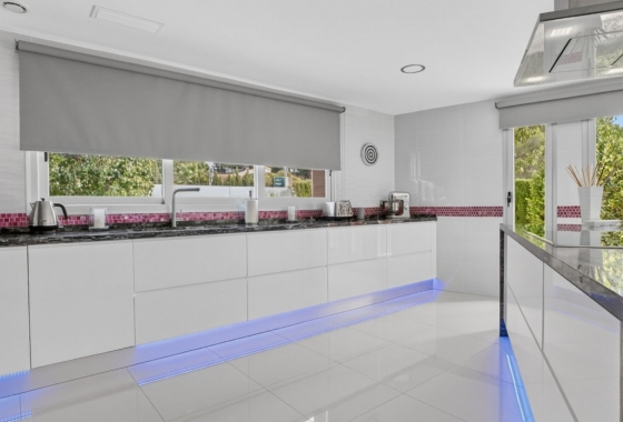 Resale - Villa - Pinar de Campoverde