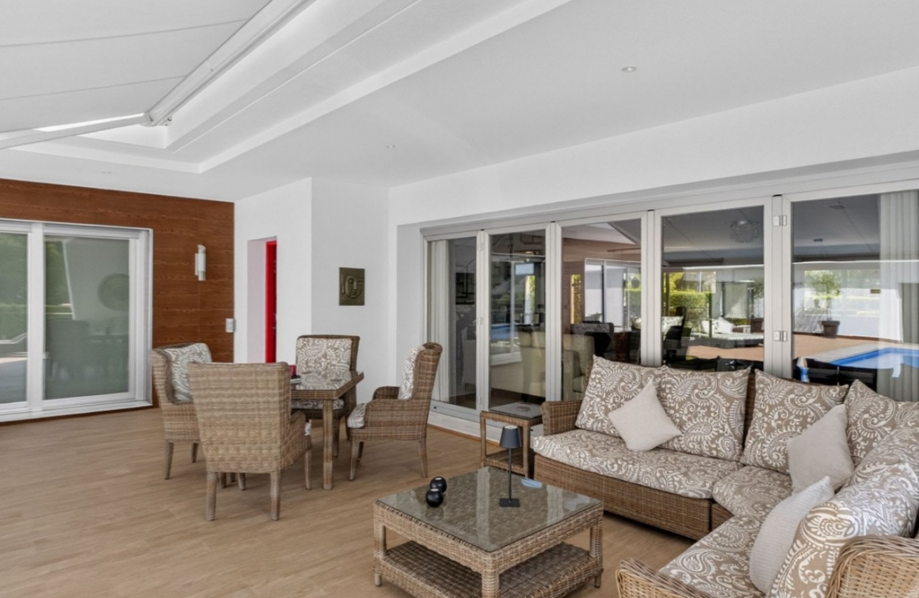 Resale - Villa - Pinar de Campoverde