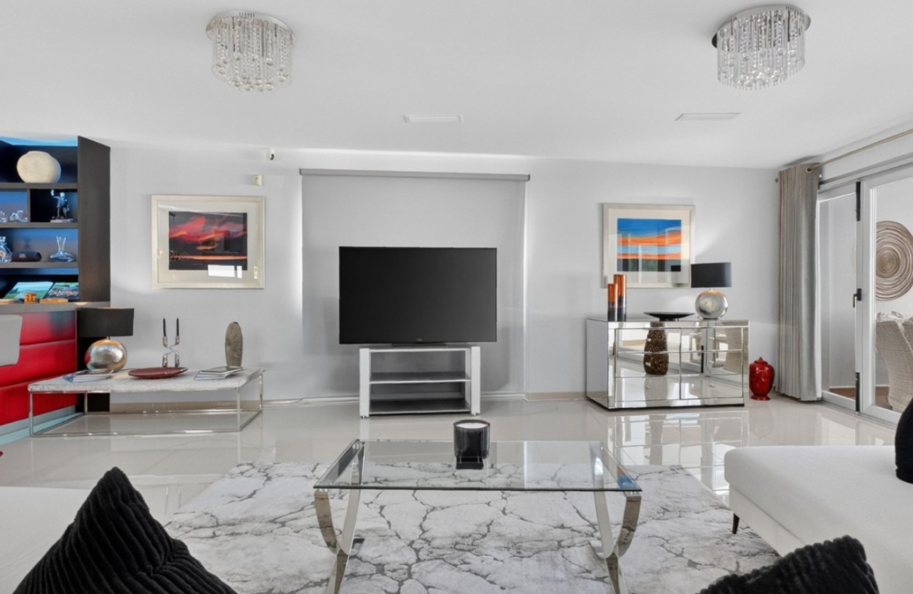 Resale - Villa - Pinar de Campoverde