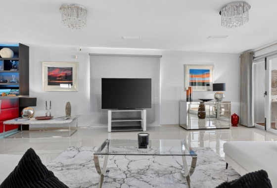 Resale - Villa - Pinar de Campoverde