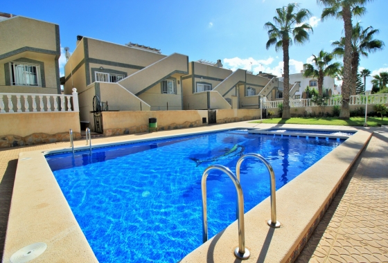 Reventa - Apartamento / piso - Villamartin - Las Violetas
