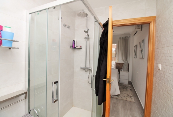 Revente - Appartement - Villamartin - Las Violetas