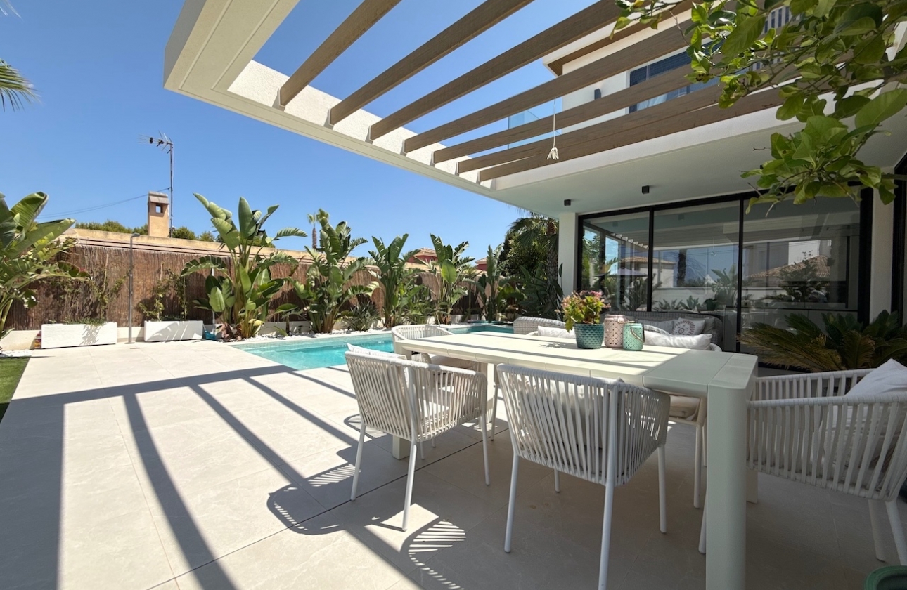 Reventa - Villa - Lomas de Cabo Roig - Lomas De Cabo Roig