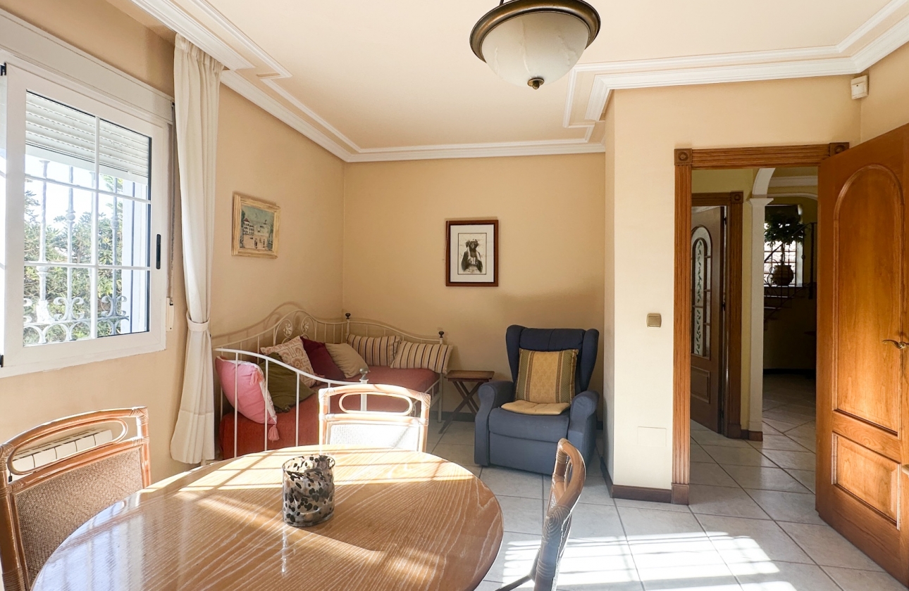 Reventa - Villa - La Mata