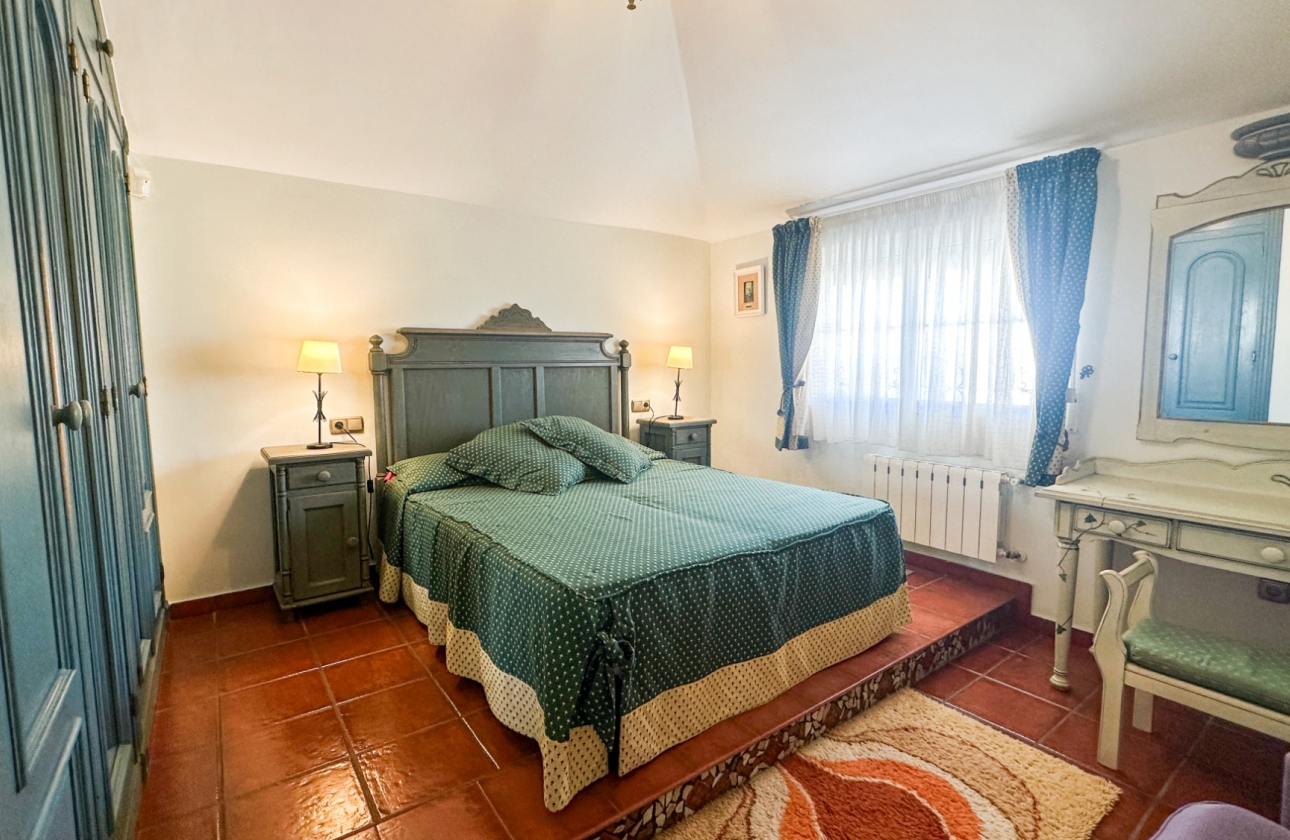 Reventa - Villa - La Mata