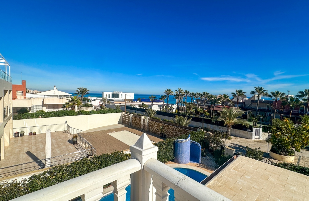 Reventa - Villa - La Mata