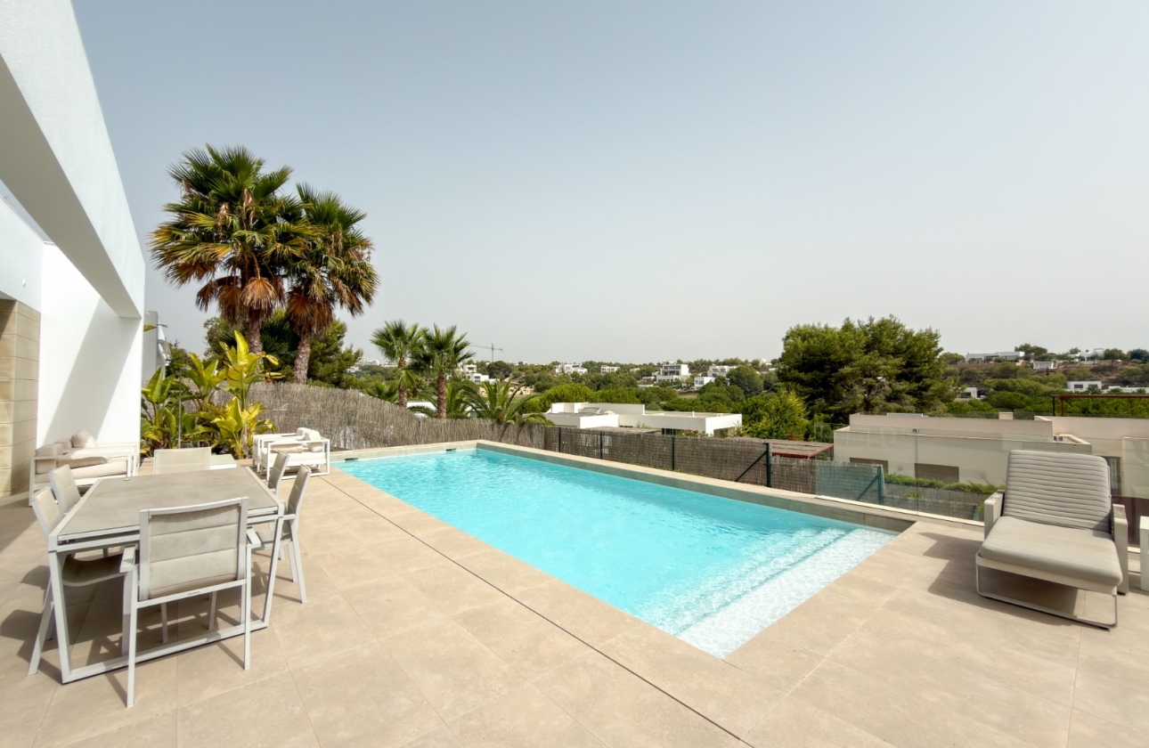 Herverkoop - Villa - Orihuela Costa - Las Colinas golf